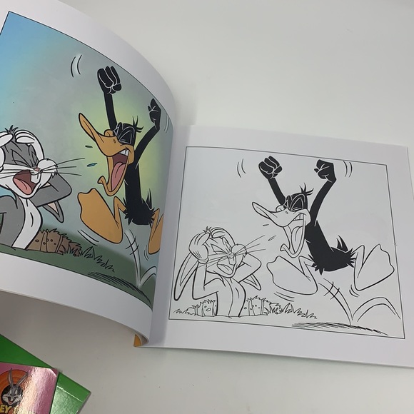 3 coloring books by Looney Tunes WB used - Picture 7 of 13